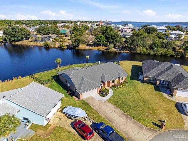 5562 Ponte Verde Ct, Pensacola, FL 32507