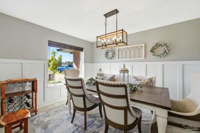 5562 Ponte Verde Ct, Pensacola, FL 32507