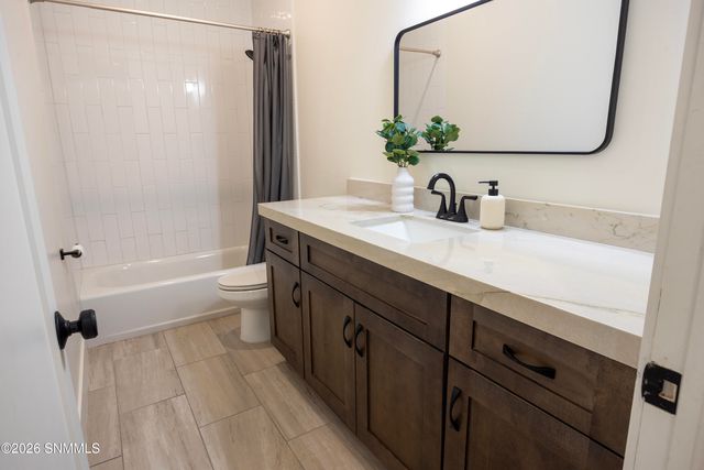 4021 Boardwalk Road, Las Cruces, NM 88012