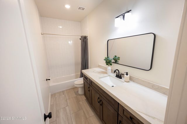 4021 Boardwalk Road, Las Cruces, NM 88012