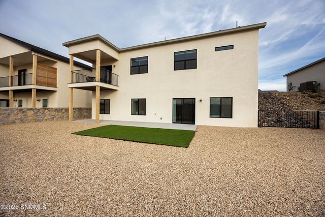 4021 Boardwalk Road, Las Cruces, NM 88012