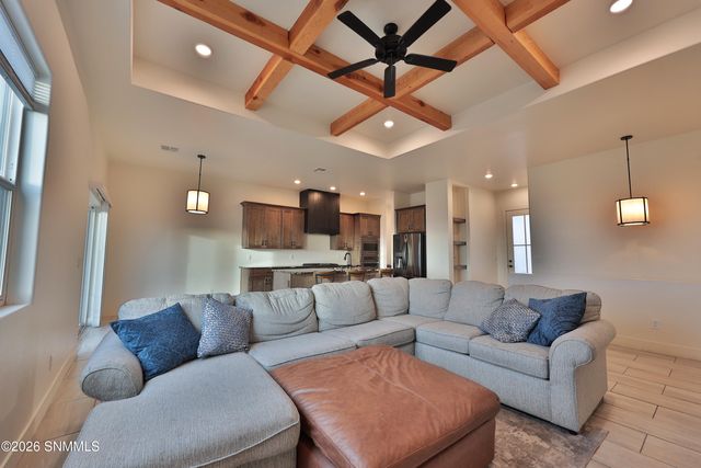 4021 Boardwalk Road, Las Cruces, NM 88012