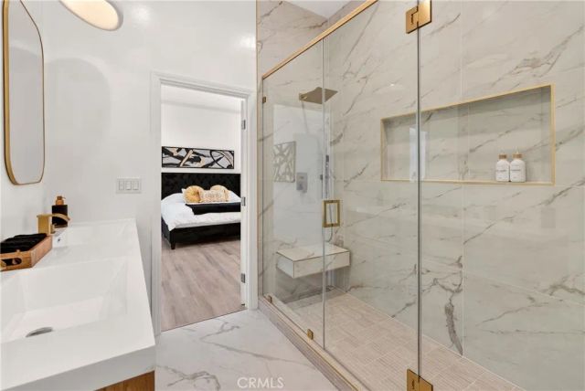 11814 Hesby Street, Valley Village, CA 91606