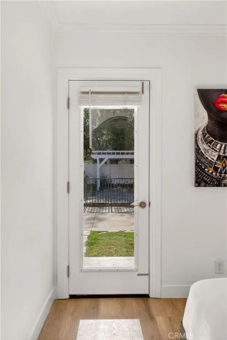 11814 Hesby Street, Valley Village, CA 91606