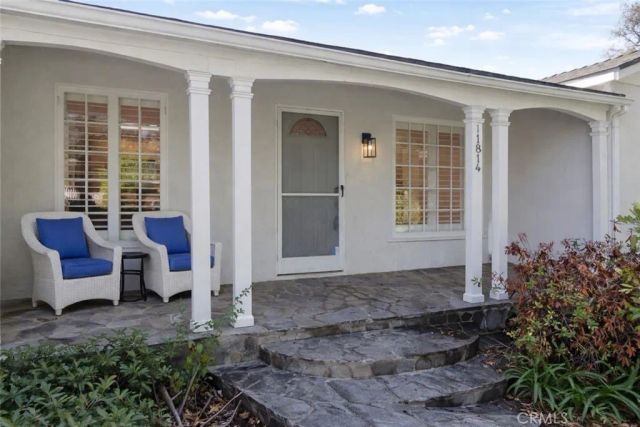 11814 Hesby Street, Valley Village, CA 91606