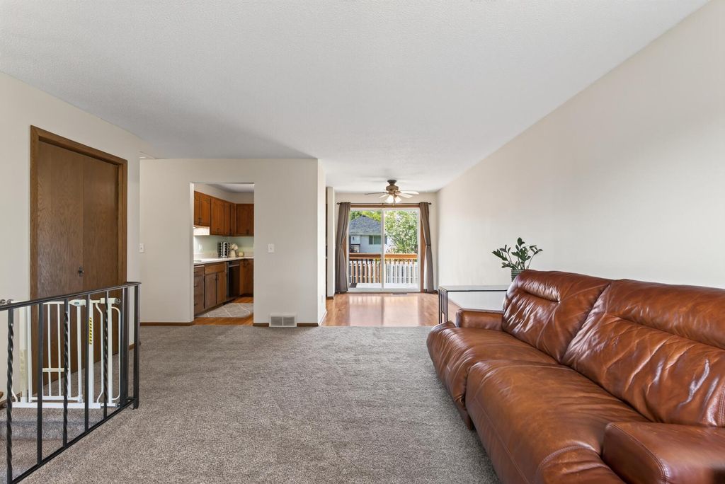 9143 Forestview Lane N, Maple Grove, MN 55369 — photo 5