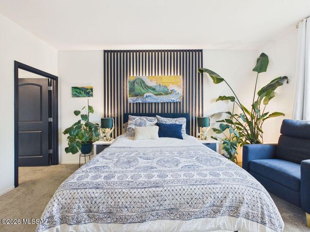 8015 N Scholes Avenue, Tucson, AZ 85741