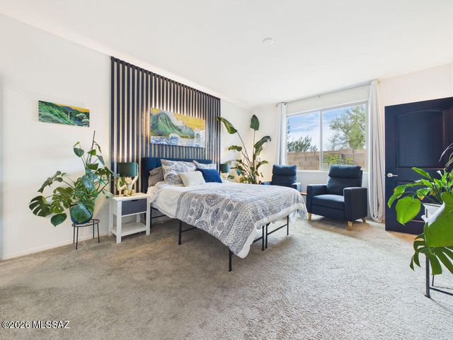 8015 N Scholes Avenue, Tucson, AZ 85741