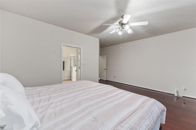 1520 Allison Street, Alvin, TX 77511