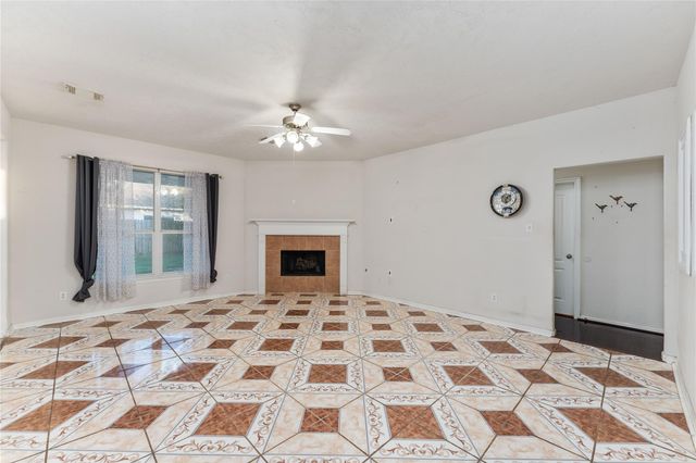 1520 Allison Street, Alvin, TX 77511