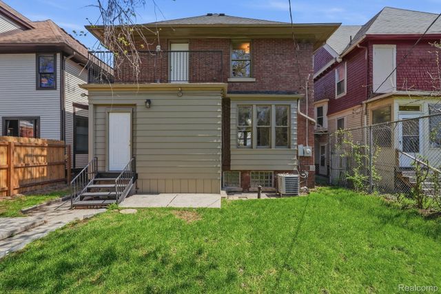 1807 Seyburn Street, Detroit, MI 48214