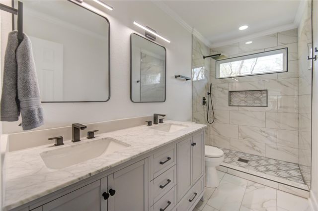 6027 Kenilwood Drive, Houston, TX 77033