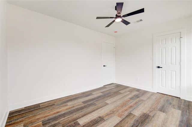 6027 Kenilwood Drive, Houston, TX 77033