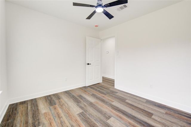 6027 Kenilwood Drive, Houston, TX 77033