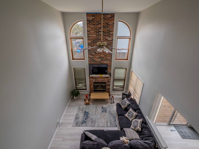 1060 Elma Avenue, Elgin, IL 60120