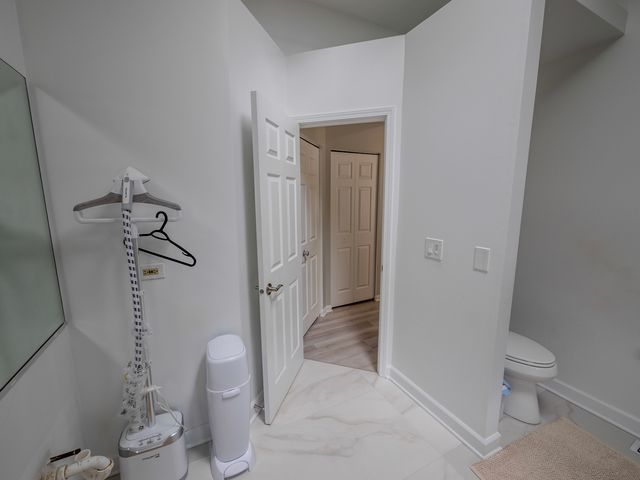 1060 Elma Avenue, Elgin, IL 60120