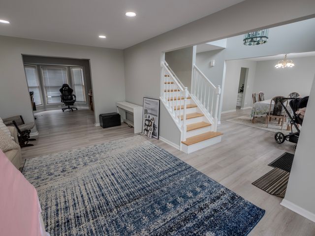 1060 Elma Avenue, Elgin, IL 60120