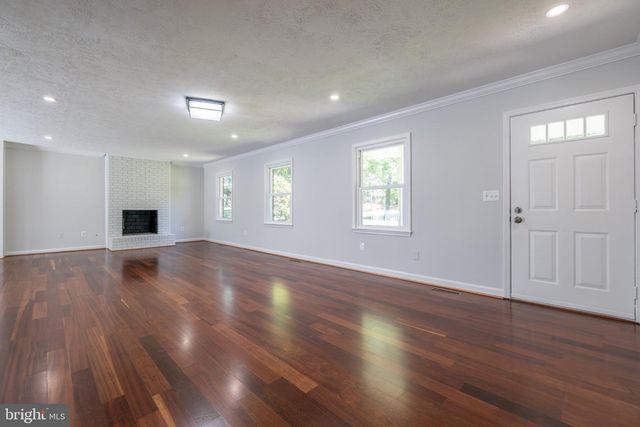 7 CARTER LN, Stafford, VA 22556