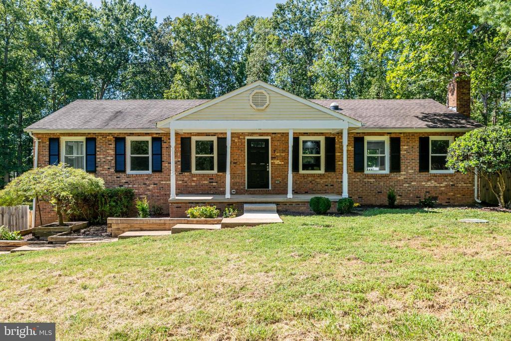 7 CARTER LN, Stafford, VA 22556