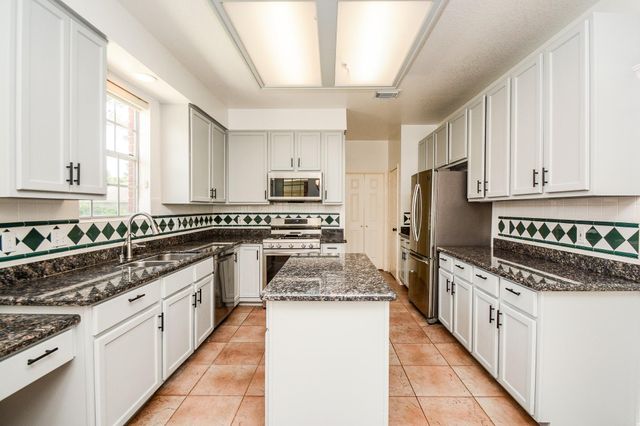 1402 Brook Grove Drive, Katy, TX 77450