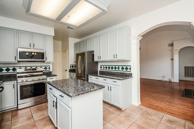 1402 Brook Grove Drive, Katy, TX 77450