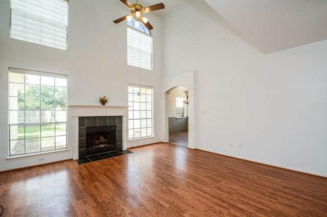 1402 Brook Grove Drive, Katy, TX 77450