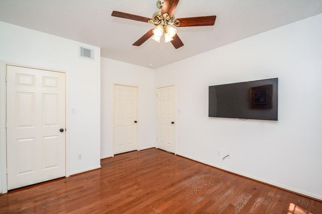 1402 Brook Grove Drive, Katy, TX 77450