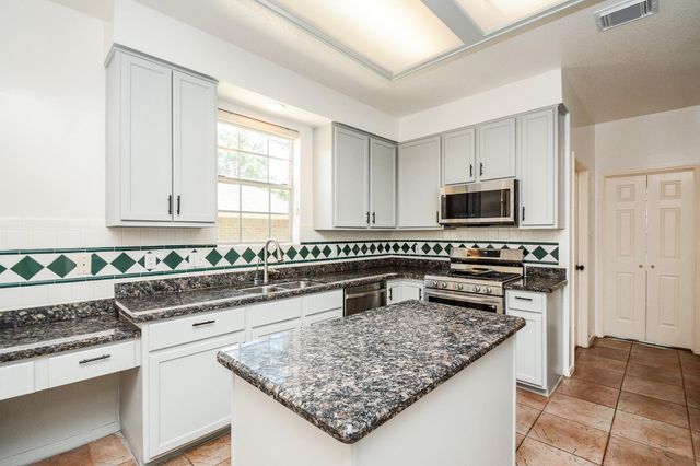 1402 Brook Grove Drive, Katy, TX 77450