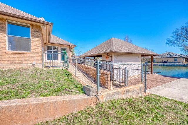 1101 Impala DR, Granite Shoals, TX 78654