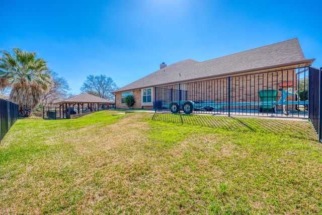 1101 Impala DR, Granite Shoals, TX 78654