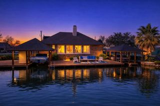 1101 Impala DR, Granite Shoals, TX 78654