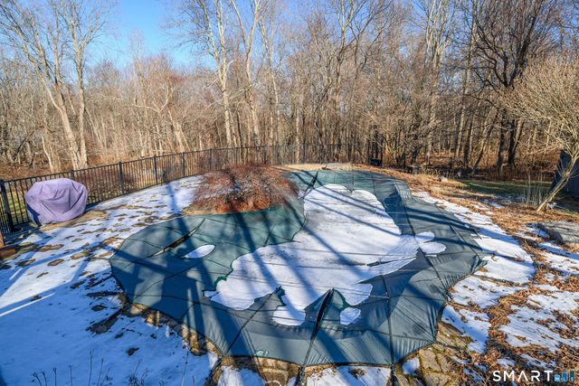 18 Jewel Lane, New Fairfield, CT 06812