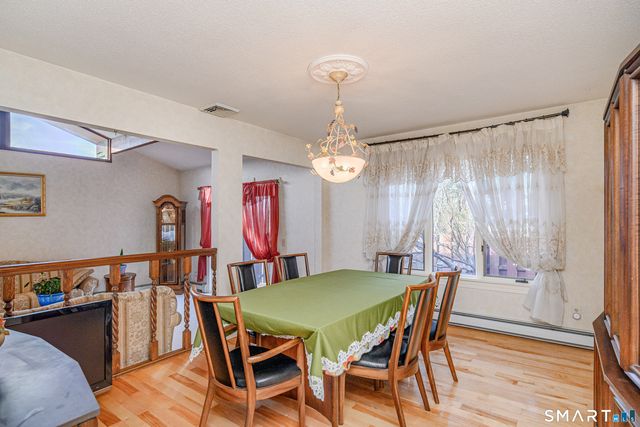 18 Jewel Lane, New Fairfield, CT 06812