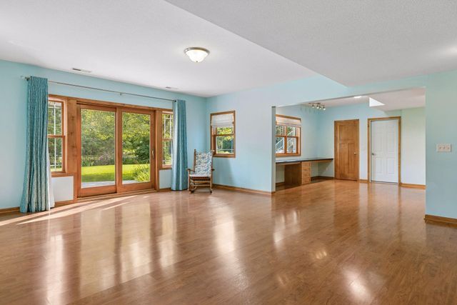 5158 167th Street W, Lakeville, MN 55044