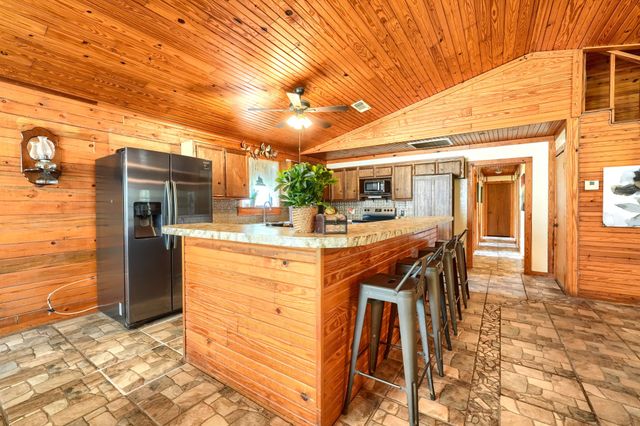 625 County Road 4735, Cumby, TX 75433