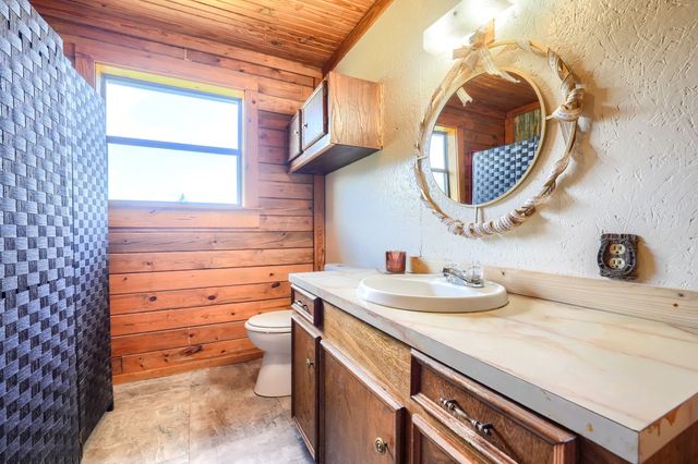 625 County Road 4735, Cumby, TX 75433