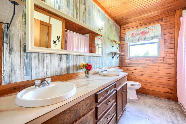625 County Road 4735, Cumby, TX 75433