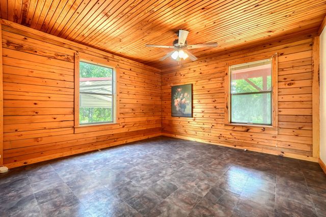 625 County Road 4735, Cumby, TX 75433
