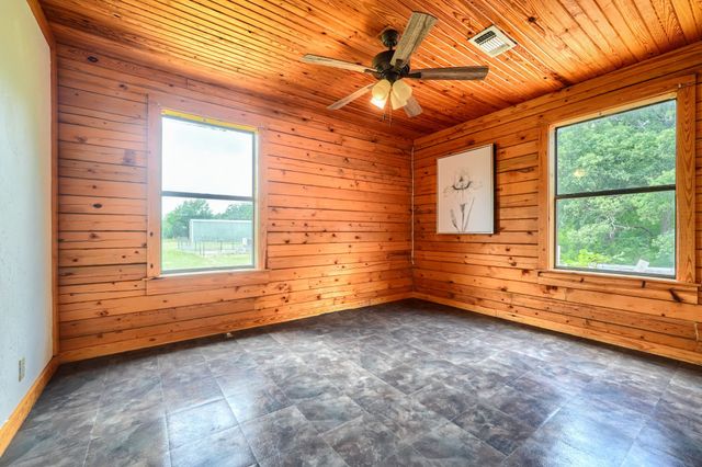 625 County Road 4735, Cumby, TX 75433