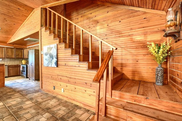 625 County Road 4735, Cumby, TX 75433