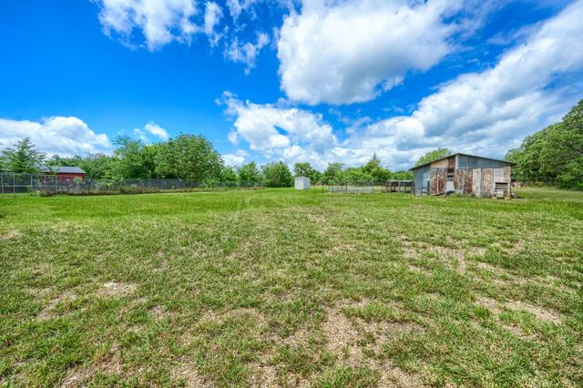 625 County Road 4735, Cumby, TX 75433