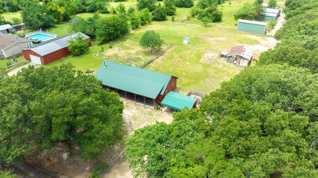 625 County Road 4735, Cumby, TX 75433