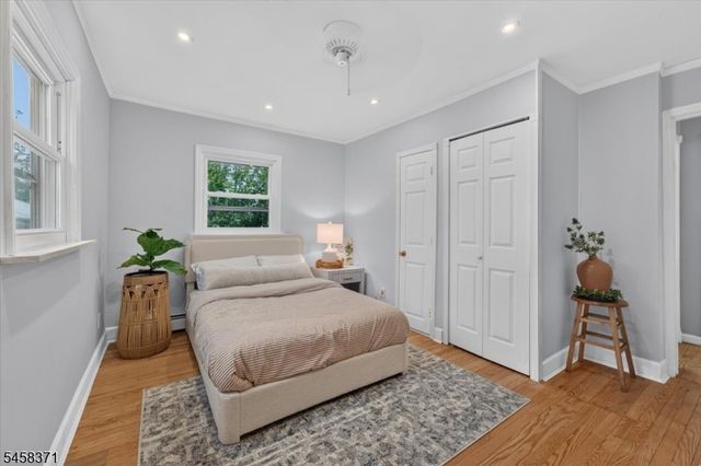 2101 Summit Ter, Linden City, NJ 07036