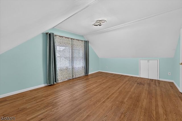 2101 Summit Ter, Linden City, NJ 07036