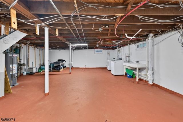 2101 Summit Ter, Linden City, NJ 07036