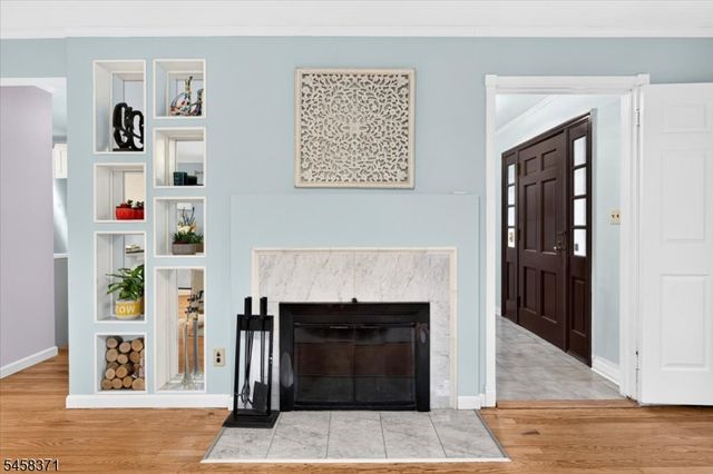 2101 Summit Ter, Linden City, NJ 07036