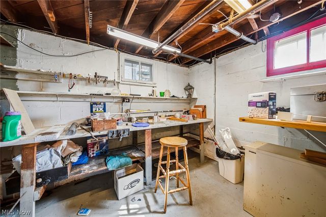 6943 Roosevelt Avenue, Mentor, OH 44060