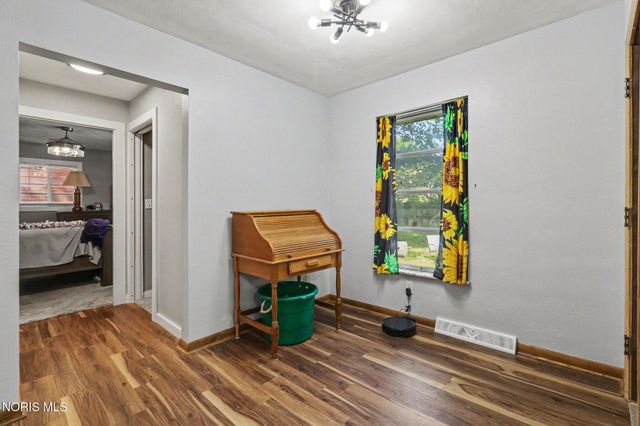 3806 Glendale Avenue, Toledo, OH 43614
