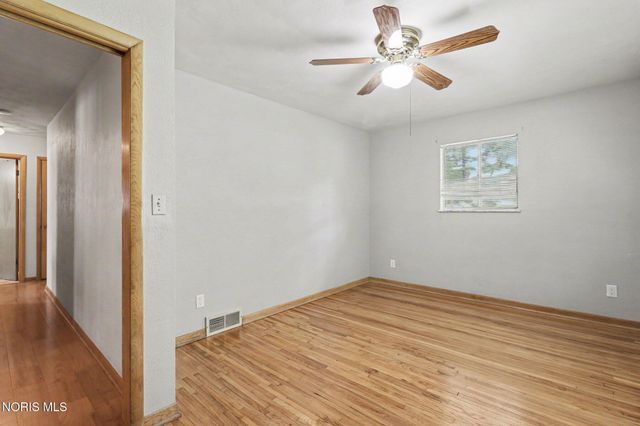 3806 Glendale Avenue, Toledo, OH 43614