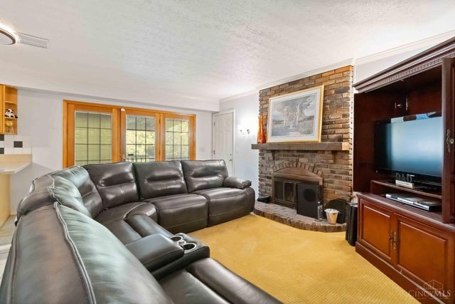 5591 Williamsburg Way, Fairfield, OH 45014